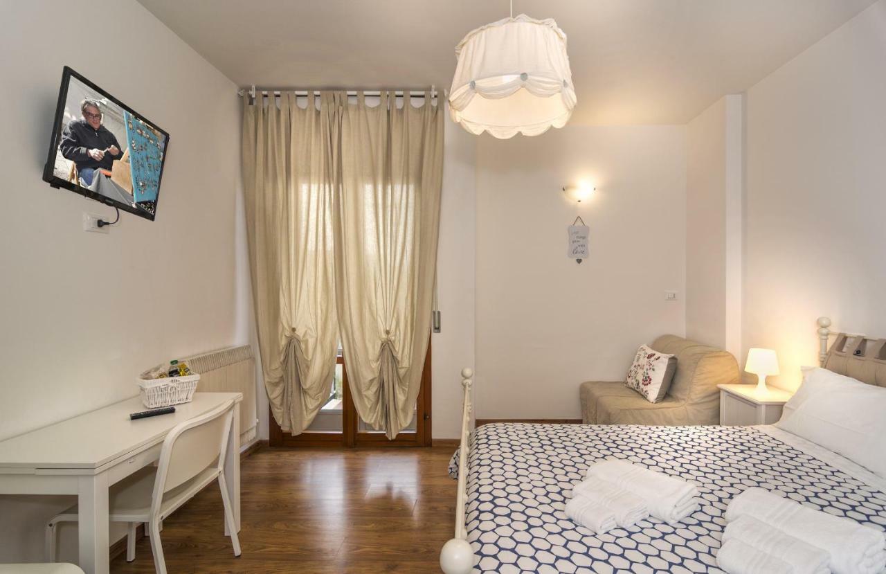 Bb Stefy Bed & Breakfast Pisa Exterior photo